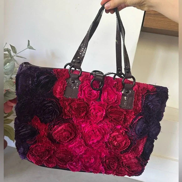Valentino Garavani 2000’s rose tote 🌹 - Picture 3 of 6
